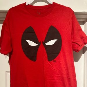 Deadpool graphic Ts